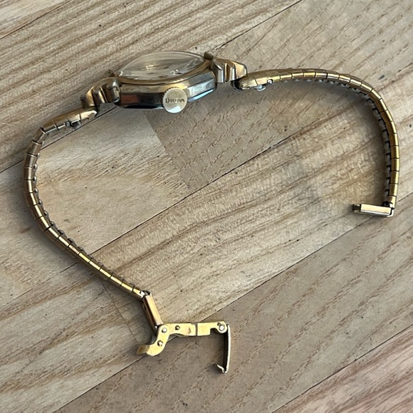 Bulova Ladies Watch Vintage Mechanical Winding Two Tone Bracelet Silver Dial - Picture 7 of 11